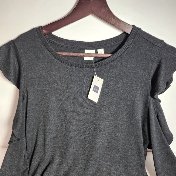 GAP NWT women' size Medium open shoulder ruffle long sleeves black shirt. - Picture 2 of 6